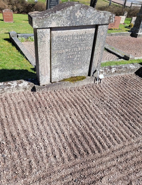 Grave number: JÄ 3   45
