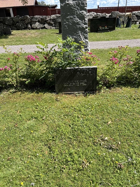 Grave number: 2 G  981-982