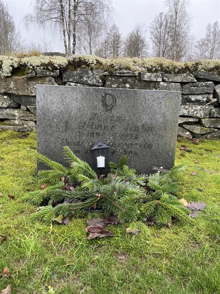 Grave number: Ärt 60 21     9+10