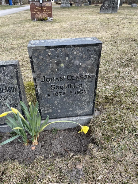 Grave number: R 3   357