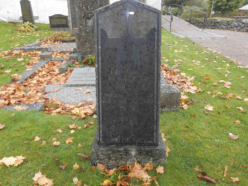 Grave number: Vitt G02    9:A, 9:B, 9:C
