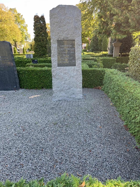 Grave number: VK II    71b