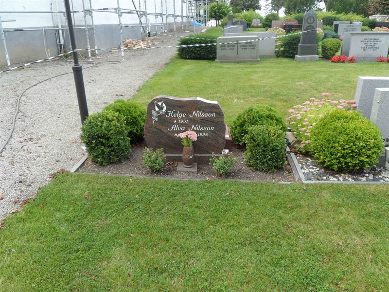 Grave number: SK D   220, 221