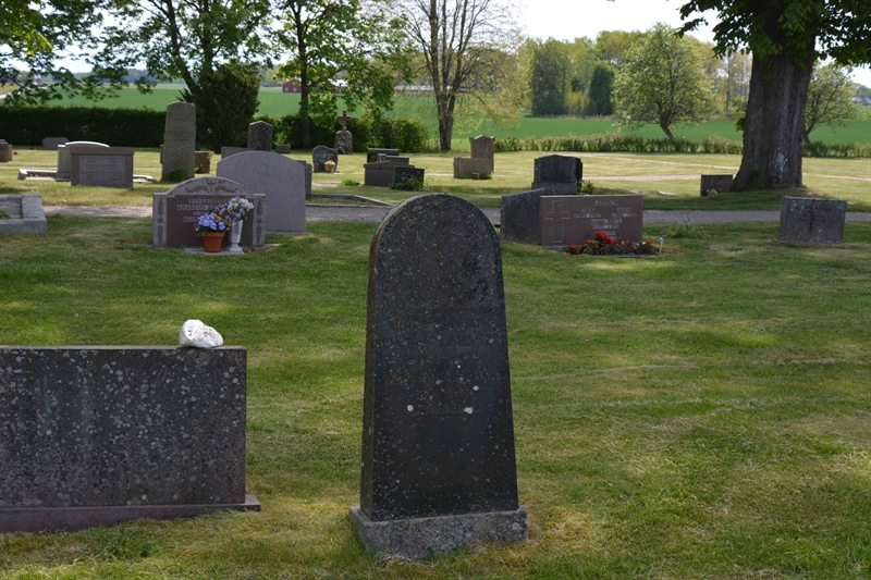 Grave number: G1 J   394