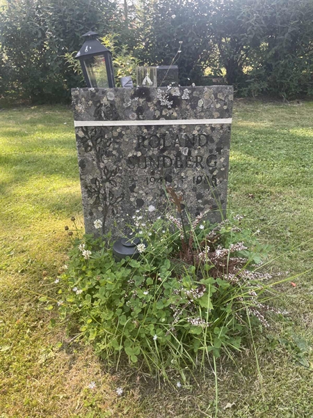 Hautatunnus: 1 B1    50