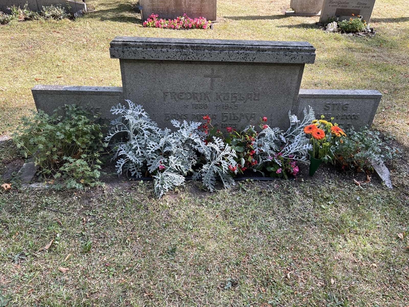 Grave number: Ö 04    18.A-B