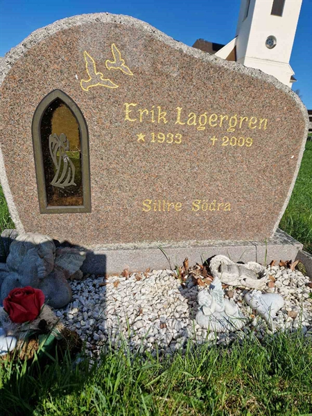 Grave number: 501 14 2676-2677
