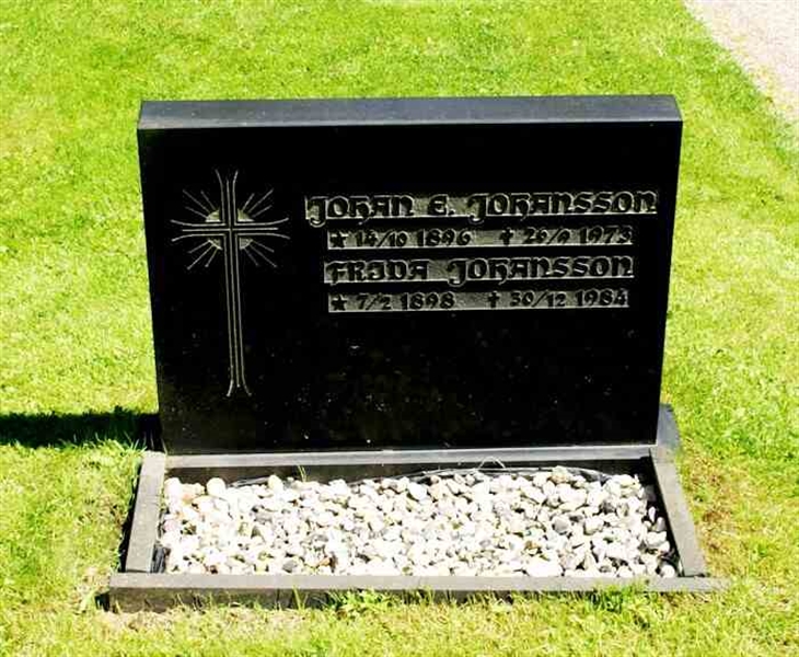 Grave number: SN B   141b