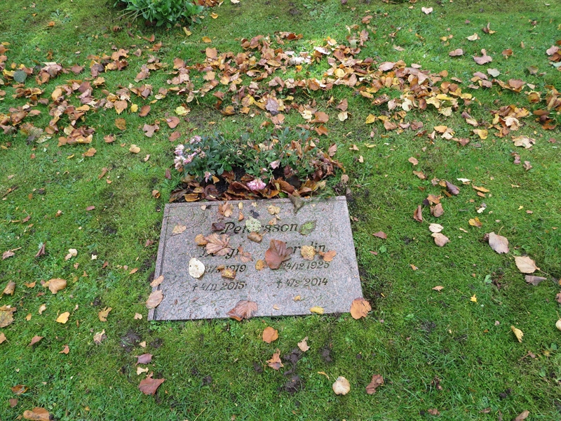 Grave number: 1 11  130