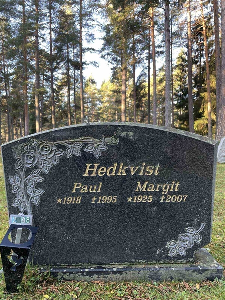 Grave number: 3 2    48