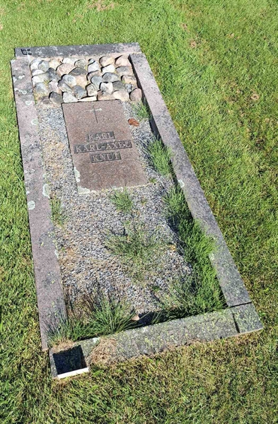 Gravnummer: 3 02   112