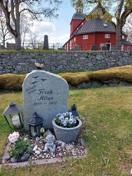 Grave number: HÖ 10   16