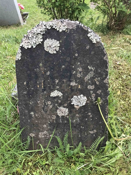 Grave number: UN D    96, 97