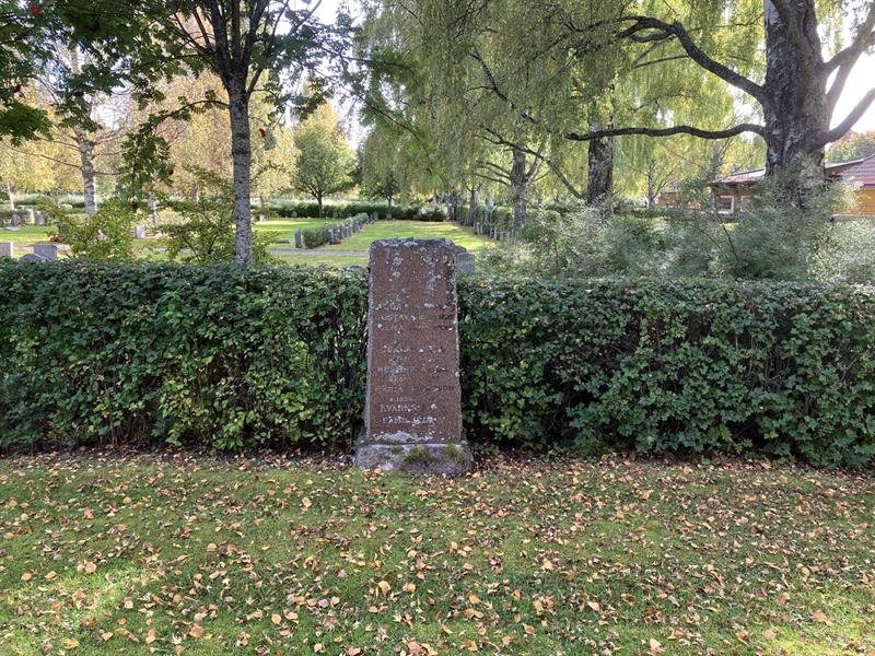 Grave number: 1 1   108