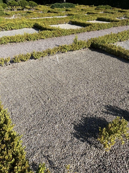 Grave number: NK E 68-69a+