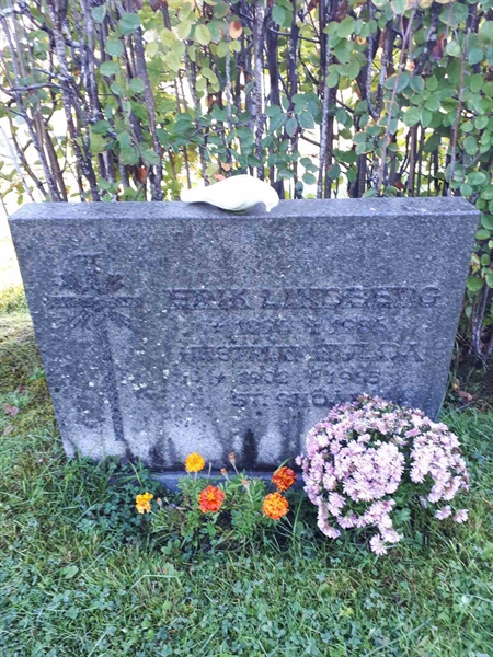 Gravnummer: NK F B    47