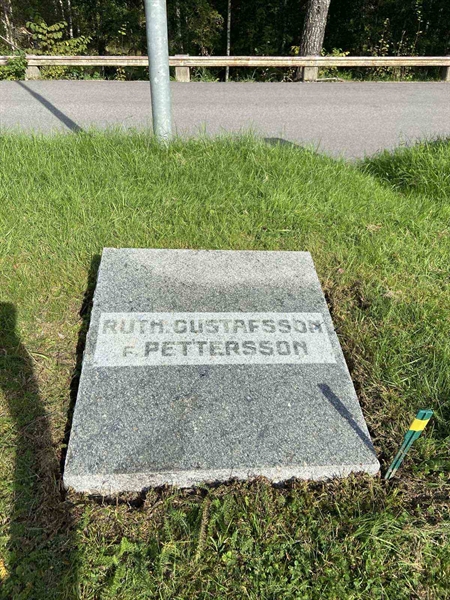 Grave number: 1 11     50, 51