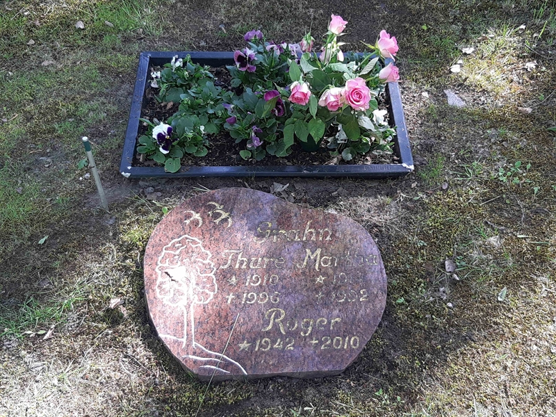 Grave number: KA 15   210