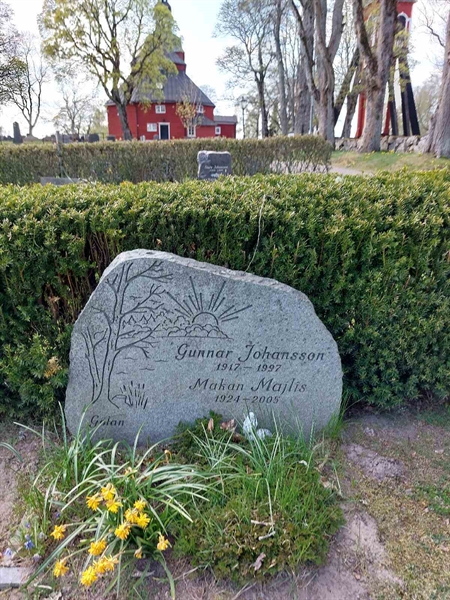 Grave number: HÖ 9  107, 108