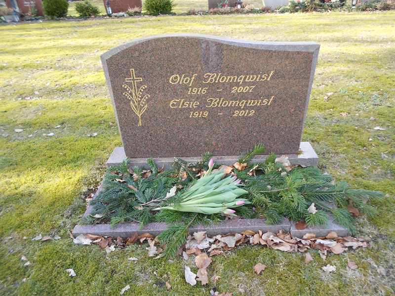 Grave number: NÅ N4    87, 88