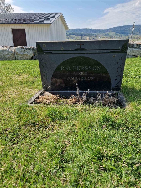 Grave number: 501 03 61-63