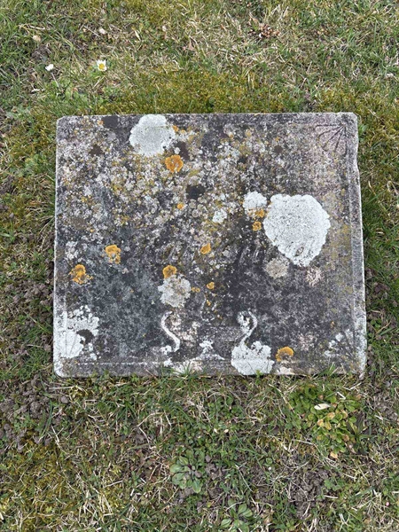 Gravnummer: LI   276