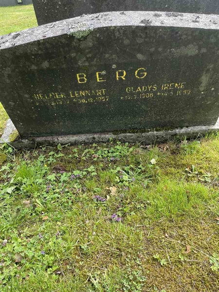 Grave number: N 4 2   257b