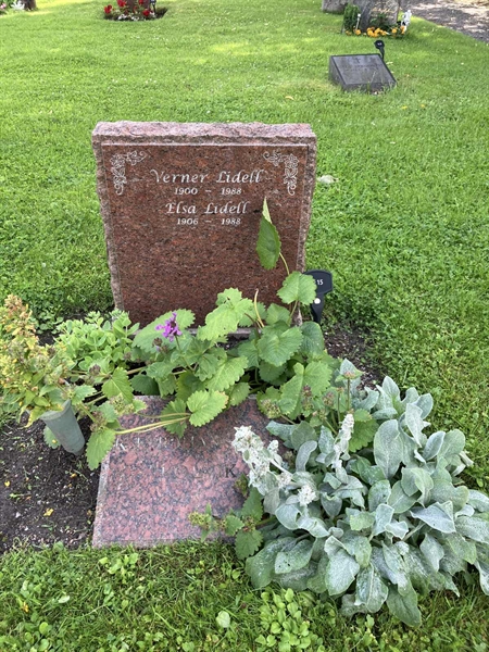 Grave number: 1 15    15