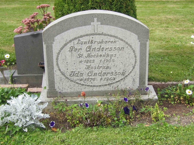 Grave number: 1 J    15