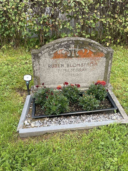 Grave number: 3    89