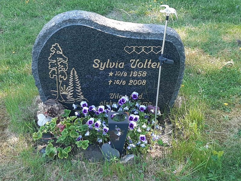 Grave number: JÄ 10     8