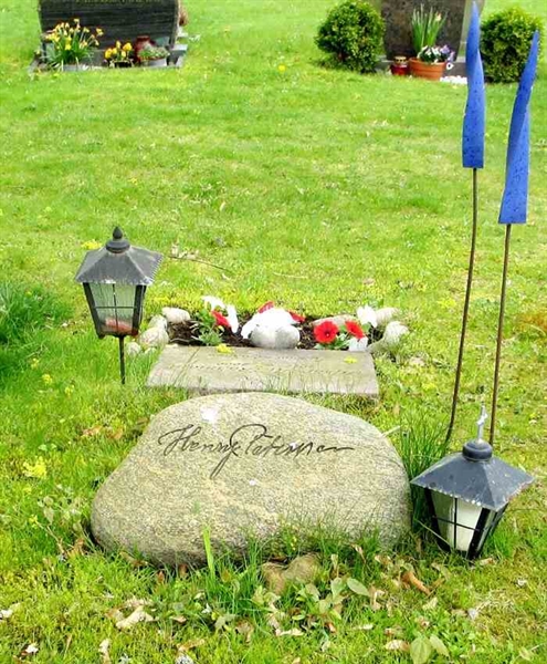 Grave number: SN L     5