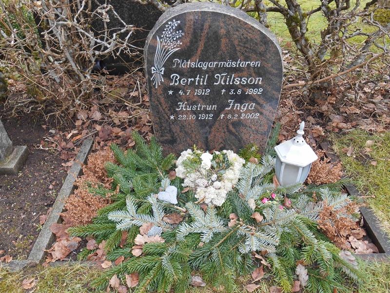 Grave number: Vitt VC4Ö     2