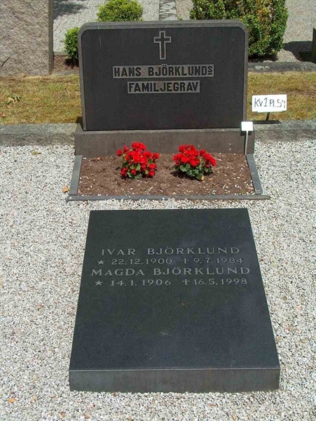 Grave number: HÖB 1    59