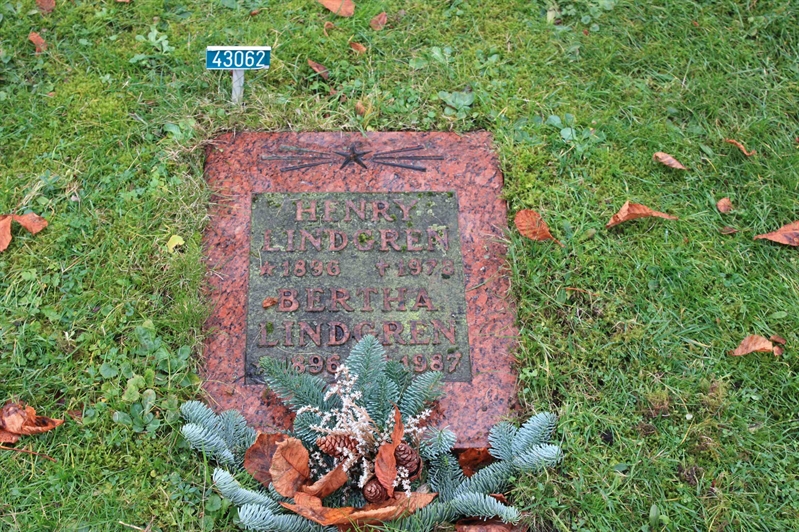 Grave number: Ö U09    62