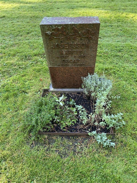 Hautatunnus: 2 E   640