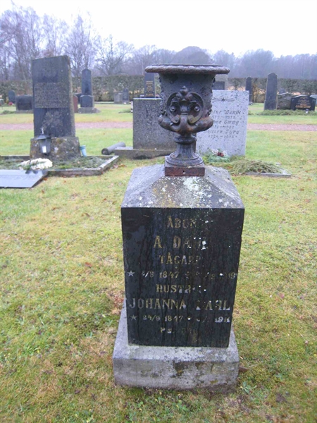 Grave number: VM E    97, 98