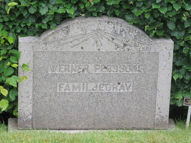 Grave number: HÖB 40     2