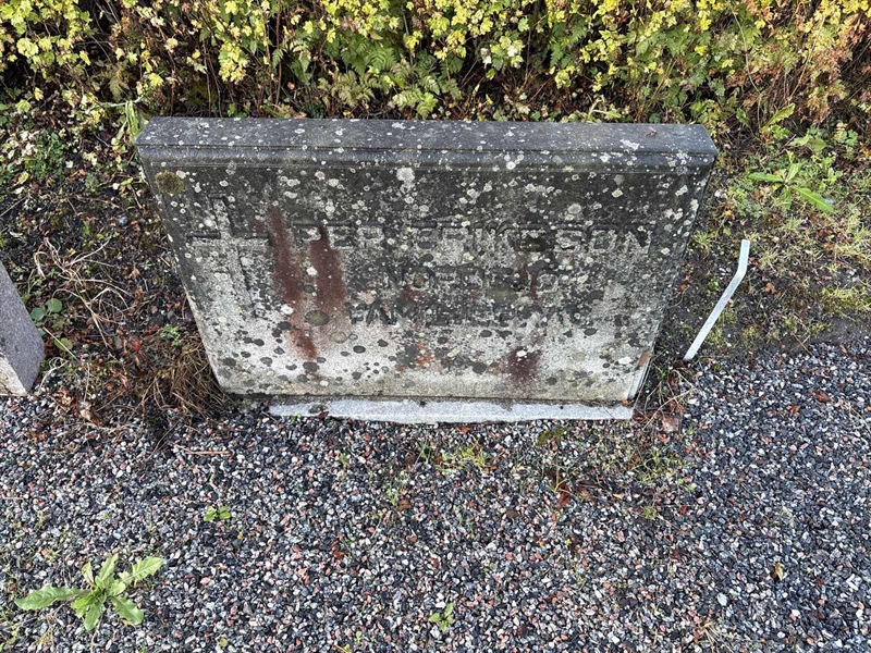 Grave number: 4 N NB    19-20