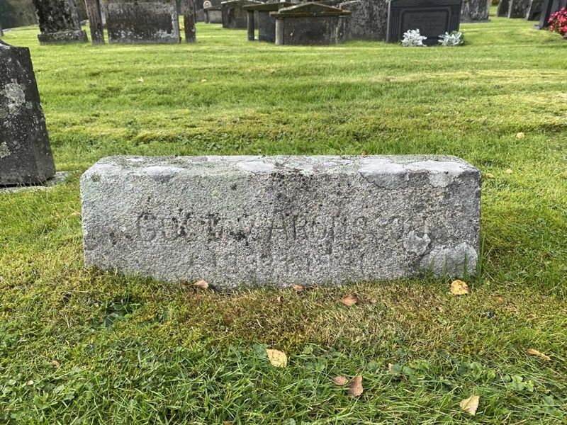 Grave number: 4 Me 04    58