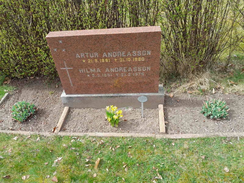 Grave number: 20 B 106-107