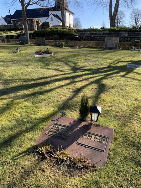 Grave number: SÖ H    81, 82