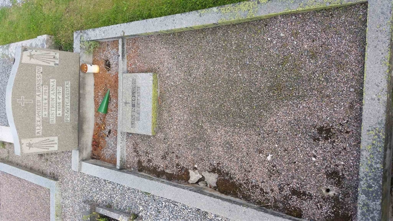 Grave number: TG 007  1129