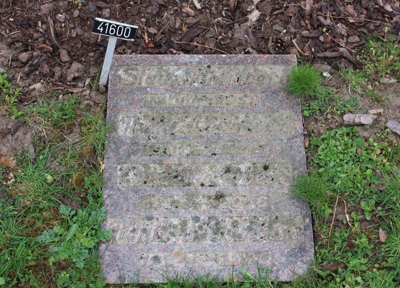 Grave number: Ö U08    44