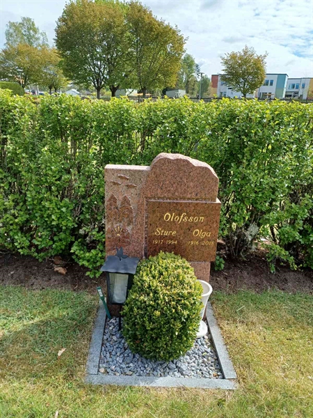 Grave number: OS ÖK 186, 187