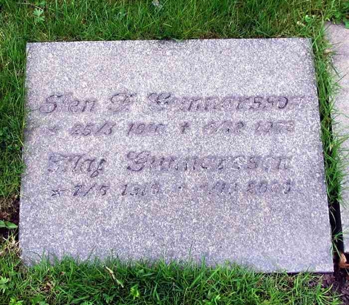 Grave number: SN B    46