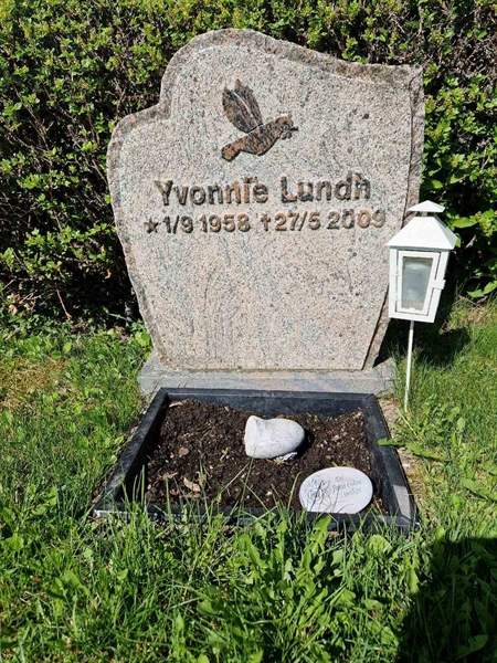 Grave number: 501 16 3055