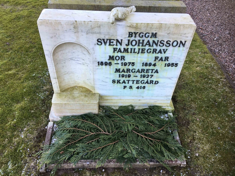 Grave number: 2 A 051