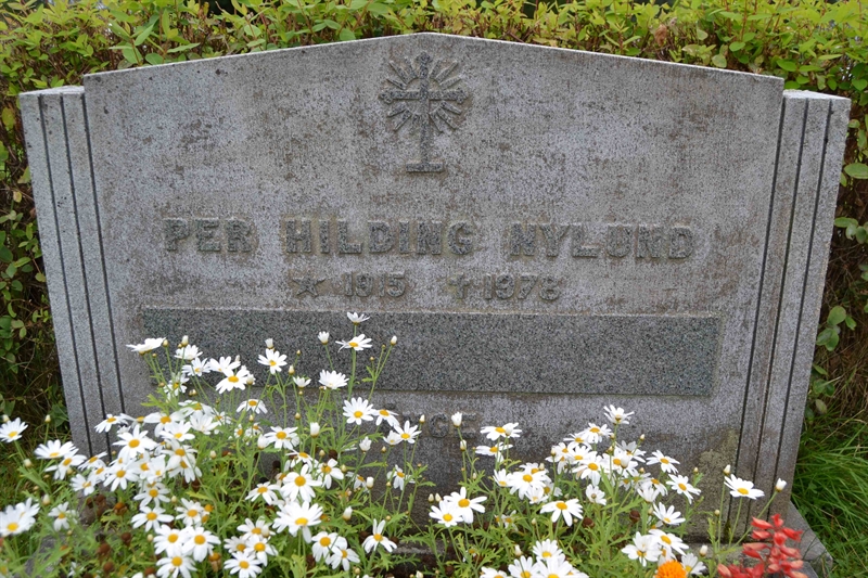 Grave number: 11 6   790-791