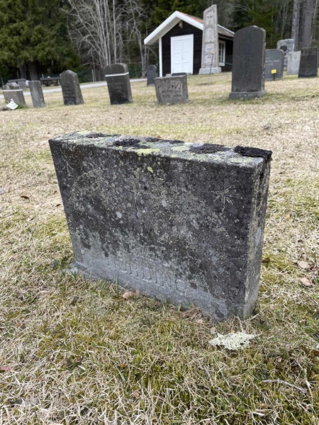 Grave number: R 2   127-E
